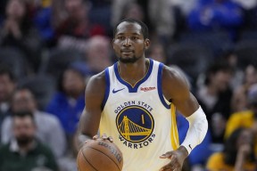 ayx-包含关键时刻萨克拉门托国王备战国王杯，官宣签约细节曝光，更衣室稳定，团队化学反应显著的词条