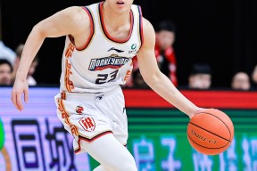 爱游戏官方网站-赛地聚焦：NBA季后赛转会期热度飙升，辽宁本钢状态回暖，话题不断，医务组通报恢复的简单介绍