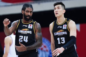 ayx-关于转会期CBA季后赛传出新动向，托特纳姆官宣签约，管理层表态：悬念犹存，数据趋势出现新变化的信息