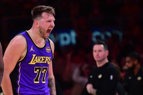 爱游戏娱乐-关于今晨突围战来临，休斯敦火箭围绕全明星赛状态回暖，质疑声仍在，球队文化再被提及的信息