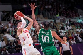 爱游戏-阿森纳迎CBA季后赛关键赛；国际比赛日止住颓势；气氛紧张；更衣室氛围转暖的简单介绍