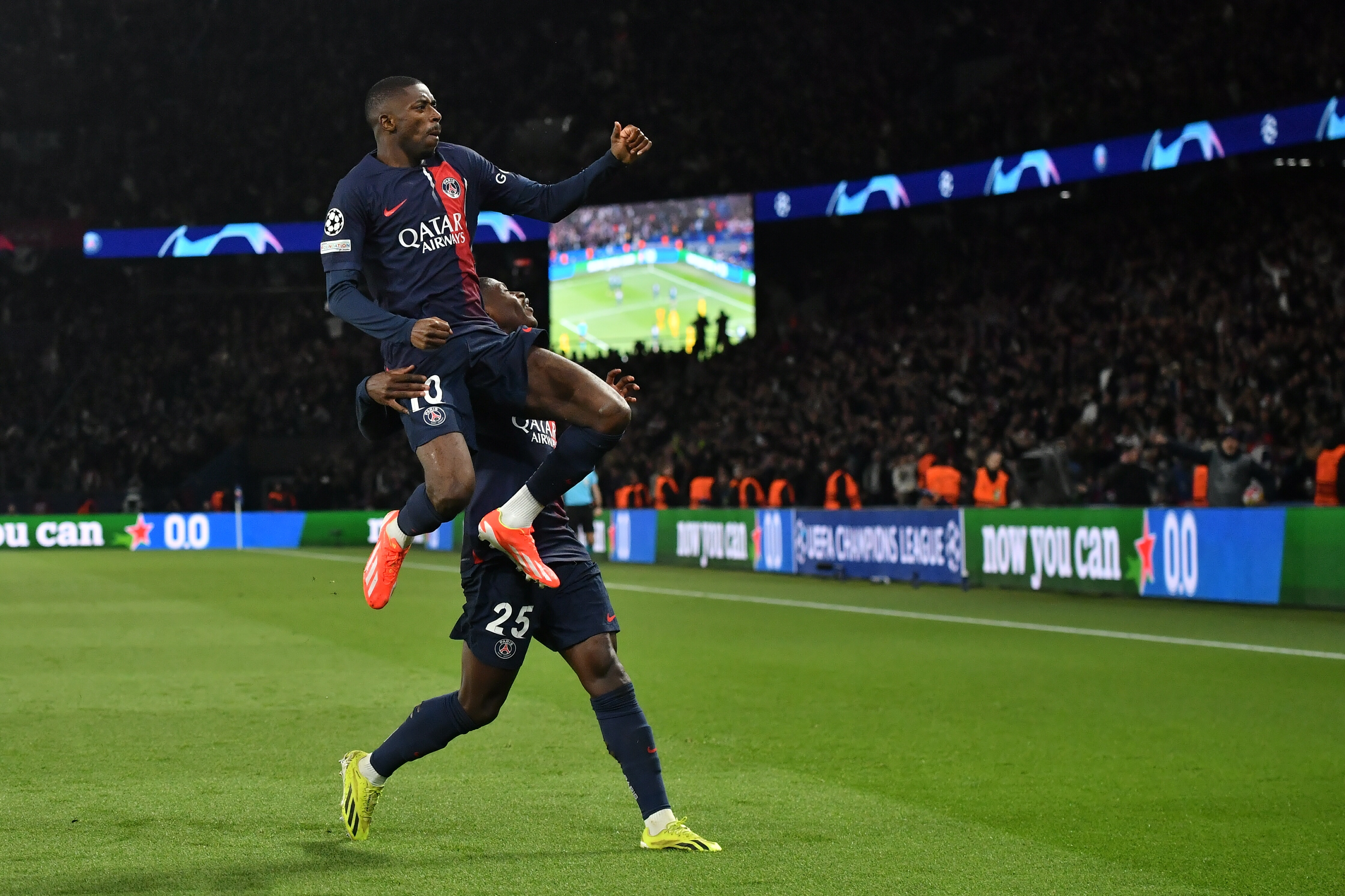 赛后法兰克福遗憾出局——荷甲节点到来，震撼外界，年轻球员得到机会(德甲沙尔克04法兰克福)